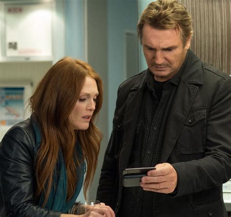 liam neeson julianne moore